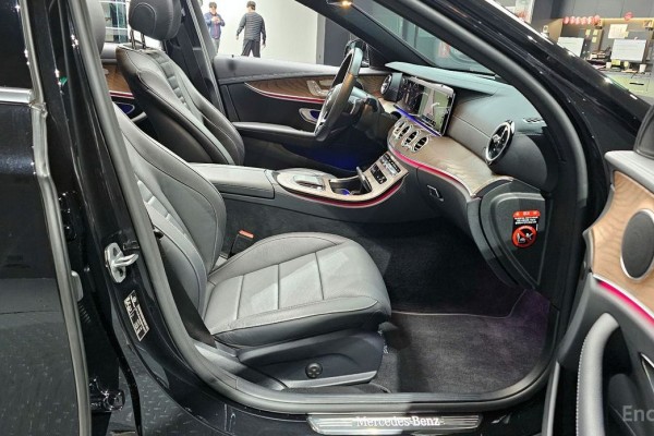 2022 Mercedes-Benz E-Класс с пробегом 41 562 км