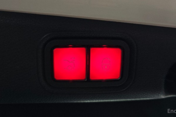 2022 Mercedes-Benz E-Класс с пробегом 40 381 км