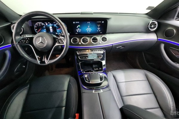 2022 Mercedes-Benz E-Класс с пробегом 43 163 км