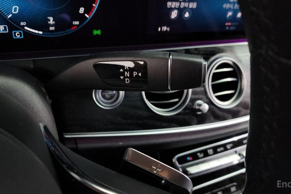 2022 Mercedes-Benz E-Класс с пробегом 43 163 км