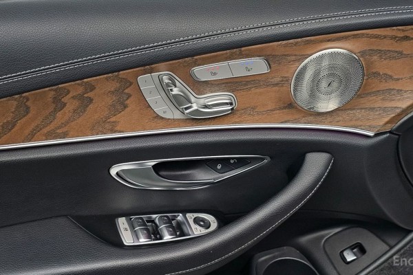 2022 Mercedes-Benz E-Класс с пробегом 83 682 км