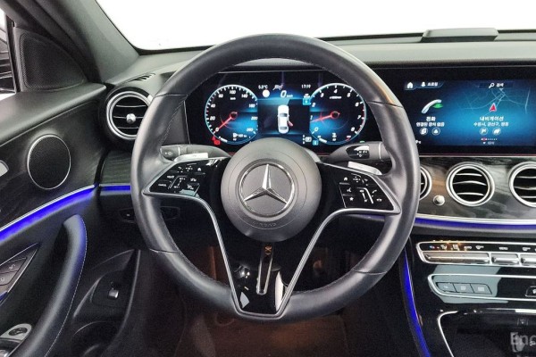 2022 Mercedes-Benz E-Класс с пробегом 43 163 км