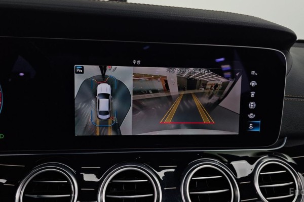 2021 Mercedes-Benz E-Класс с пробегом 44 232 км