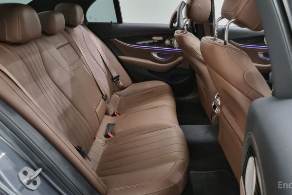 2021 Mercedes-Benz E-Класс с пробегом 51 444 км