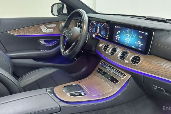 2021 Mercedes-Benz E-Класс с пробегом 64 065 км