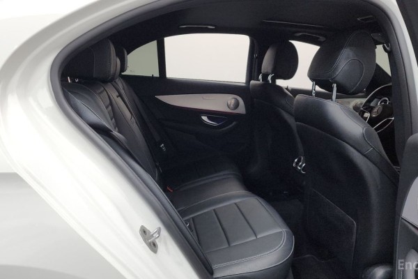 2021 Mercedes-Benz E-Класс с пробегом 51 815 км