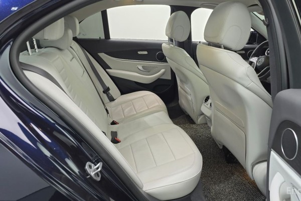 2022 Mercedes-Benz E-Класс с пробегом 43 092 км