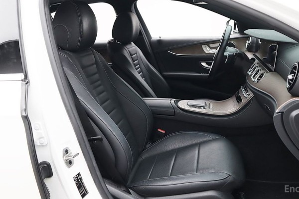 2021 Mercedes-Benz E-Класс с пробегом 45 813 км