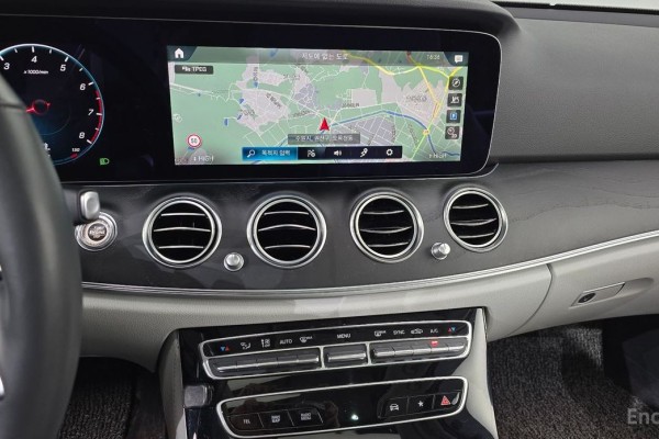 2022 Mercedes-Benz E-Класс с пробегом 43 092 км