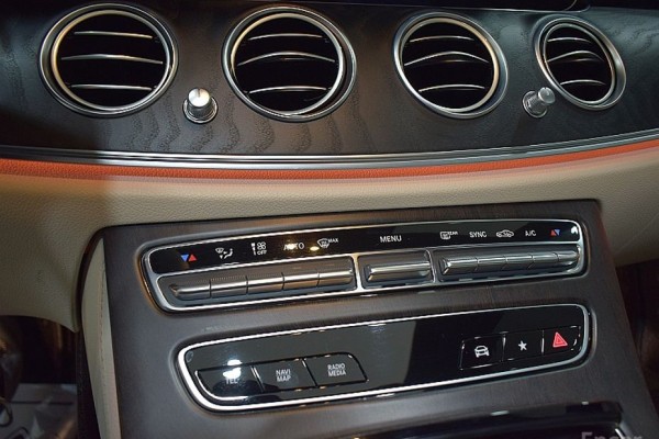 2022 Mercedes-Benz E-Класс с пробегом 56 000 км