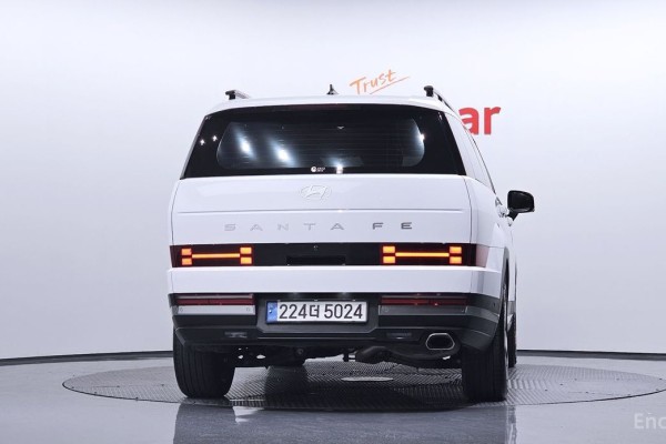 2024 Hyundai Santa Fe с пробегом 25 523 км