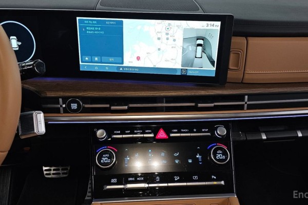 2024 Hyundai Santa Fe с пробегом 25 523 км