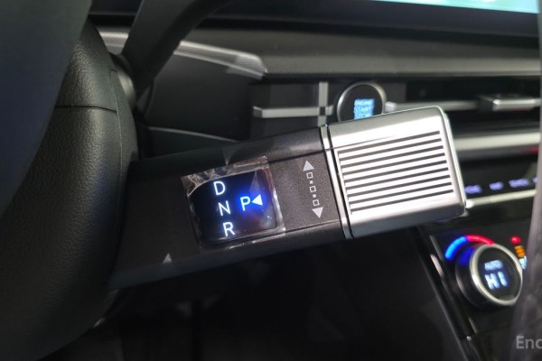 2023 Hyundai Santa Fe с пробегом 8 240 км