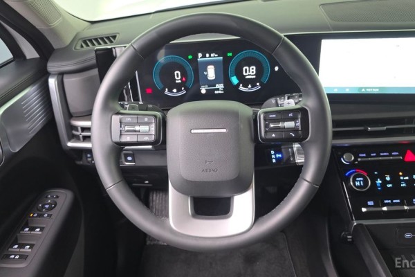 2023 Hyundai Santa Fe с пробегом 8 240 км