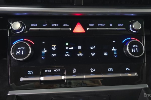 2023 Hyundai Santa Fe с пробегом 8 240 км