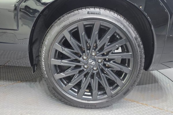 2024 Hyundai Santa Fe с пробегом 34 216 км