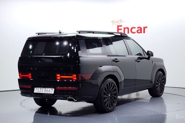 2023 Hyundai Santa Fe с пробегом 11 250 км