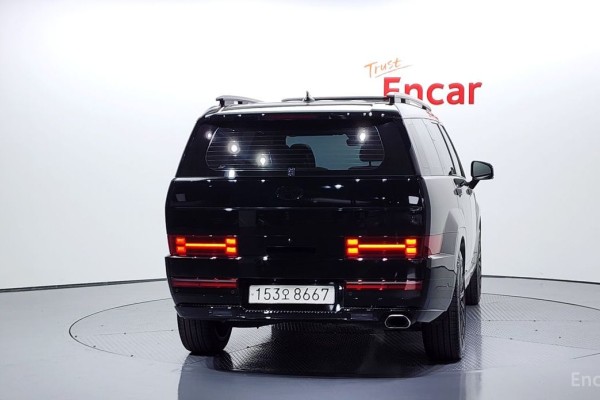 2023 Hyundai Santa Fe с пробегом 11 250 км