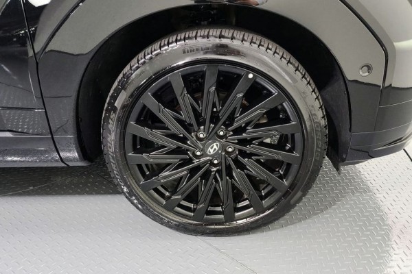 2023 Hyundai Santa Fe с пробегом 11 250 км