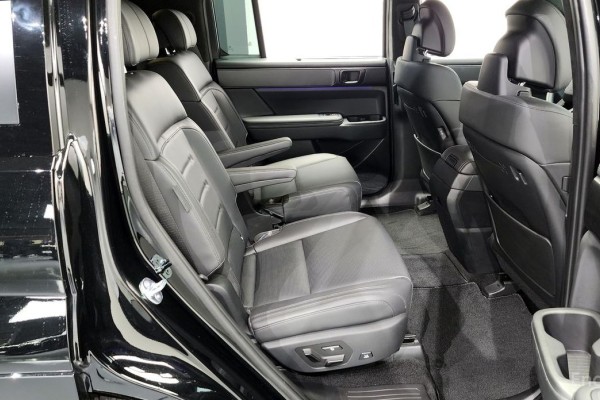 2023 Hyundai Santa Fe с пробегом 11 250 км