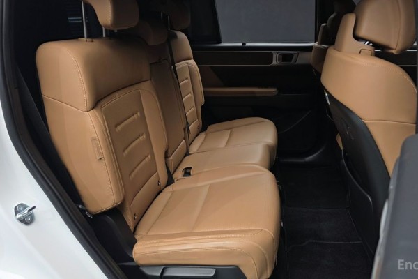 2023 Hyundai Santa Fe с пробегом 28 778 км