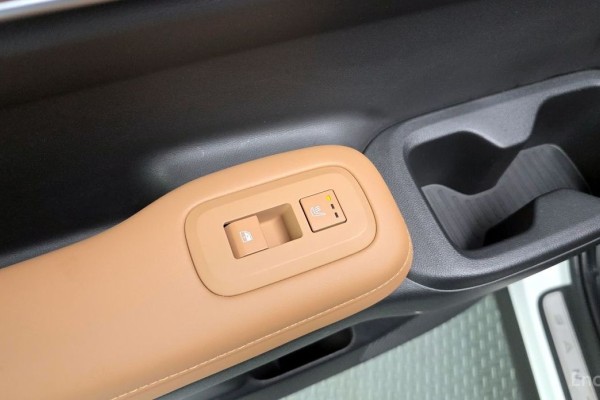 2024 Hyundai Santa Fe с пробегом 24 283 км