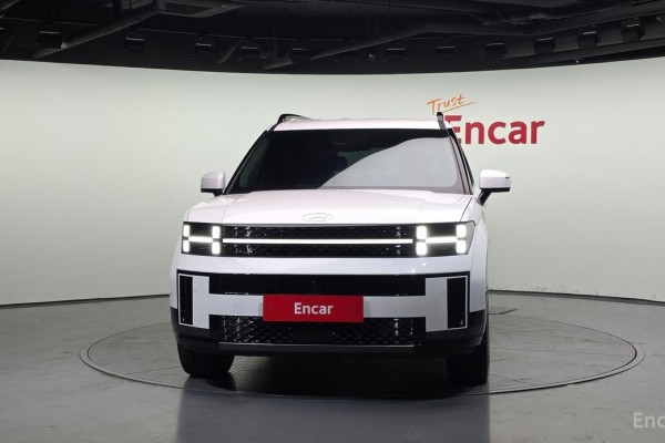 2025 Hyundai Santa Fe с пробегом 8 628 км