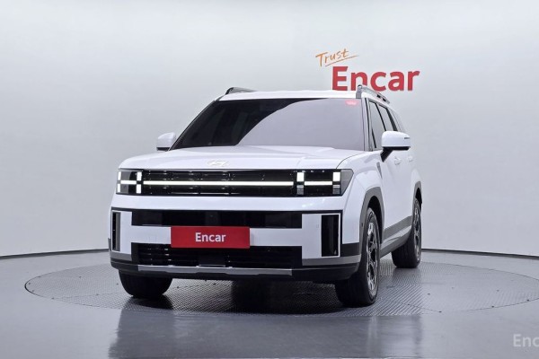 2023 Hyundai Santa Fe с пробегом 15 807 км