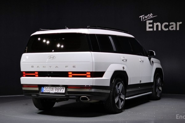 2024 Hyundai Santa Fe с пробегом 8 123 км