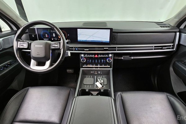 2023 Hyundai Santa Fe с пробегом 57 076 км