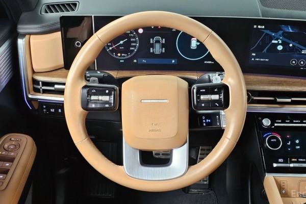 2023 Hyundai Santa Fe с пробегом 40 488 км