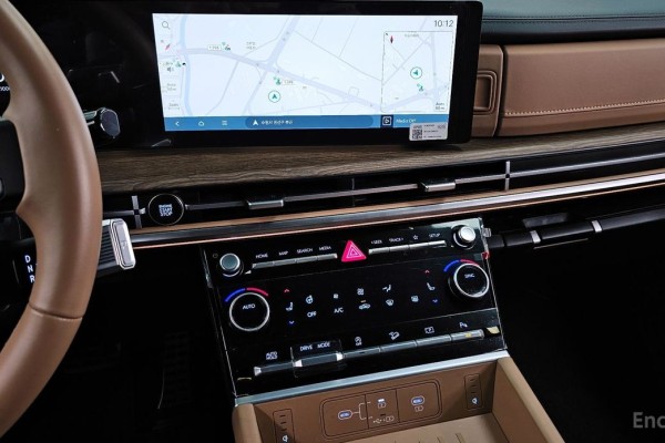 2024 Hyundai Santa Fe с пробегом 8 123 км