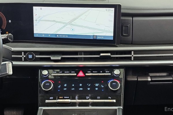 2023 Hyundai Santa Fe с пробегом 57 076 км