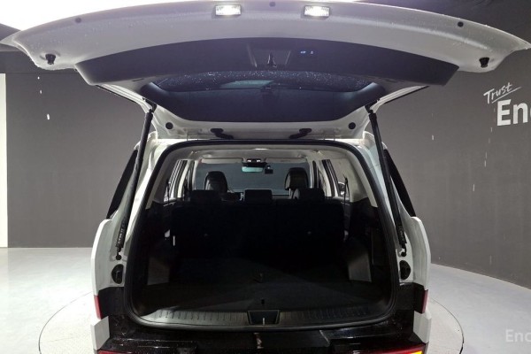 2023 Hyundai Santa Fe с пробегом 25 759 км