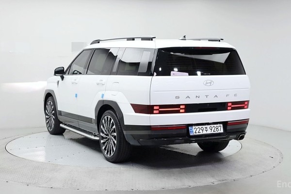 2023 Hyundai Santa Fe с пробегом 23 425 км