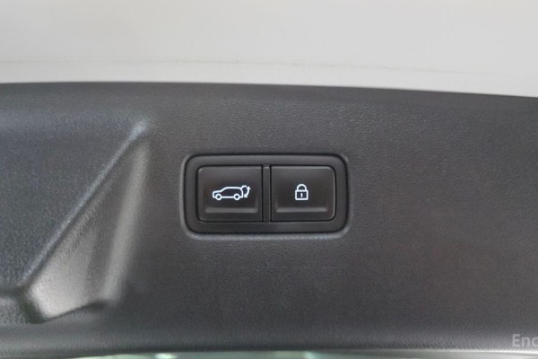 2023 Hyundai Santa Fe с пробегом 30 466 км