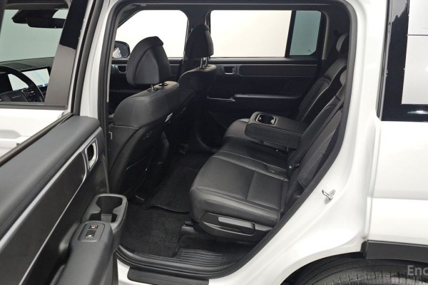 2023 Hyundai Santa Fe с пробегом 39 136 км