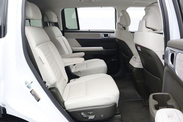 2023 Hyundai Santa Fe с пробегом 23 425 км