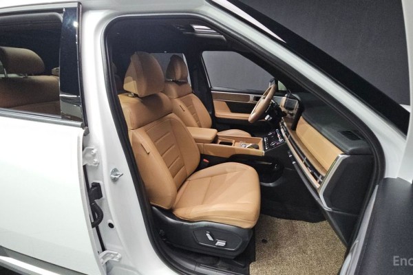 2024 Hyundai Santa Fe с пробегом 14 311 км