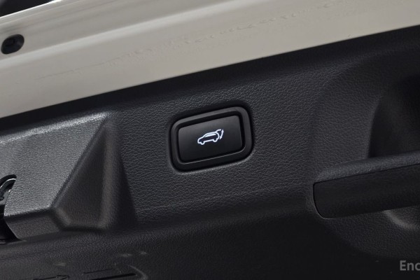 2023 Hyundai Palisade с пробегом 14 989 км