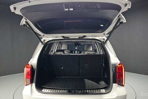 2023 Hyundai Palisade с пробегом 25 681 км