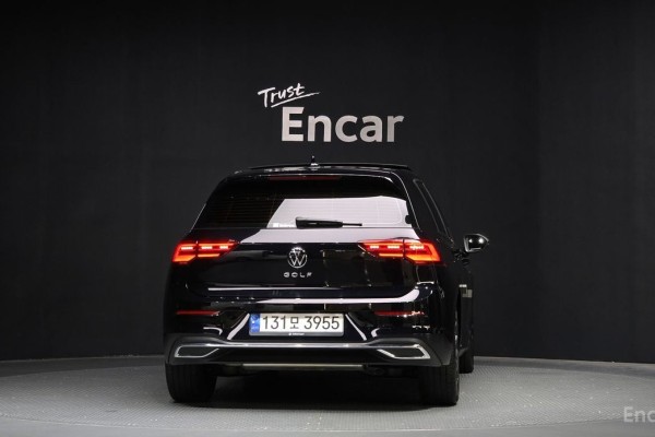 2022 Volkswagen Golf с пробегом 31 639 км