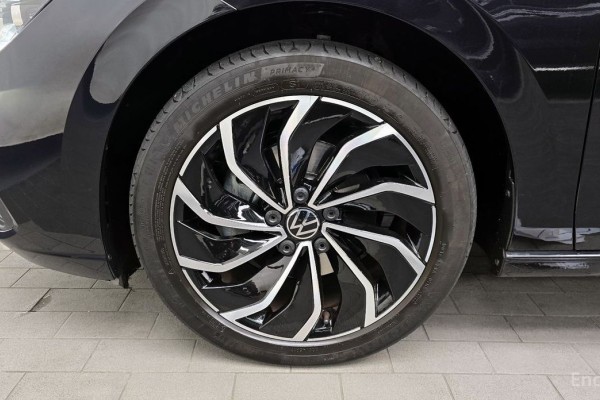 2022 Volkswagen Golf с пробегом 31 639 км