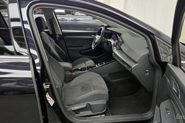 2022 Volkswagen Golf с пробегом 31 639 км