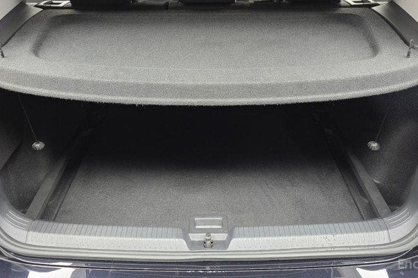 2022 Volkswagen Golf с пробегом 31 639 км