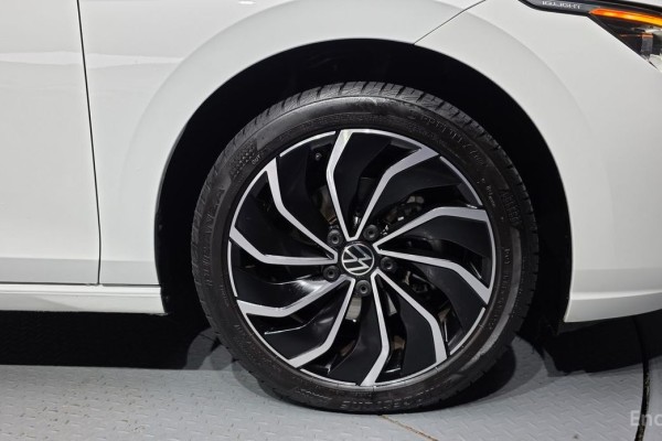 2022 Volkswagen Golf с пробегом 106 219 км