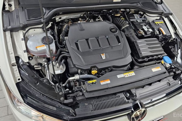 2022 Volkswagen Golf с пробегом 33 389 км