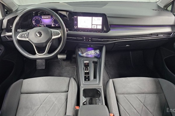 2022 Volkswagen Golf с пробегом 33 389 км