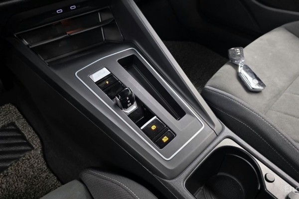 2022 Volkswagen Golf с пробегом 48 614 км