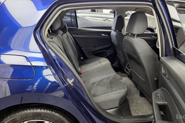 2022 Volkswagen Golf с пробегом 48 614 км